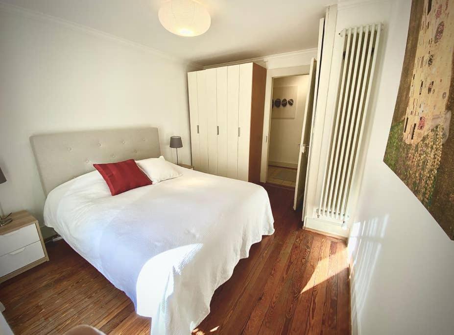 Your Bright Charming Cocoon Between Lake And City Lausanne Ngoại thất bức ảnh