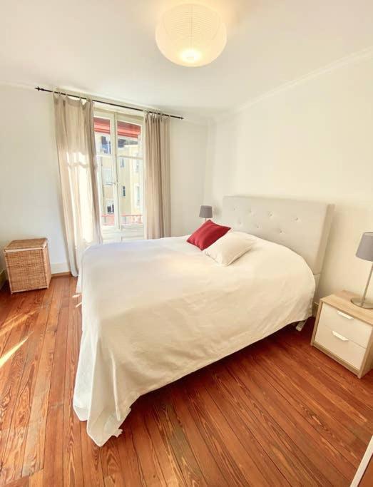 Your Bright Charming Cocoon Between Lake And City Lausanne Ngoại thất bức ảnh
